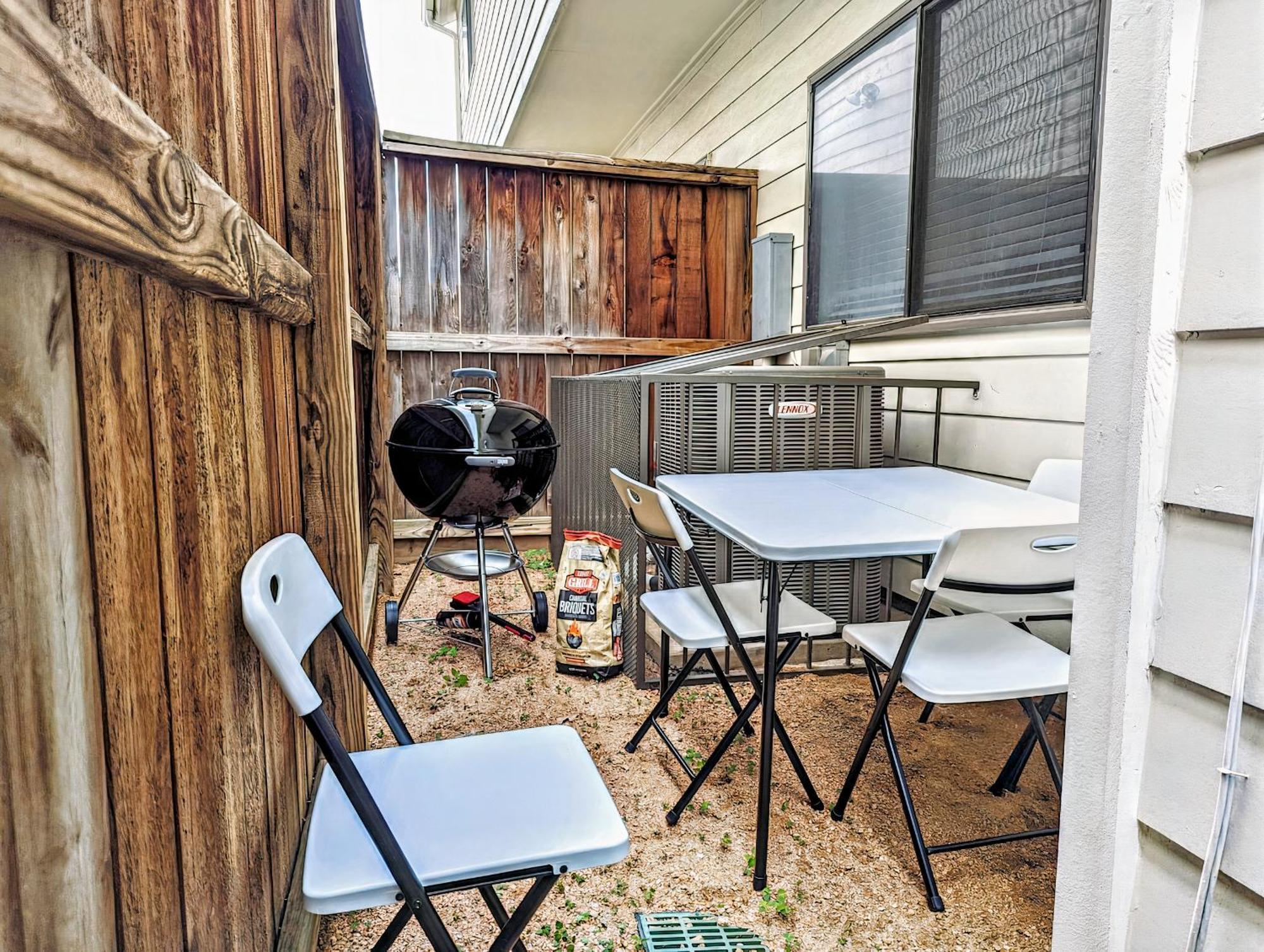 Villa Houston Getaway By Downtown Pool Table Pets Esterno foto